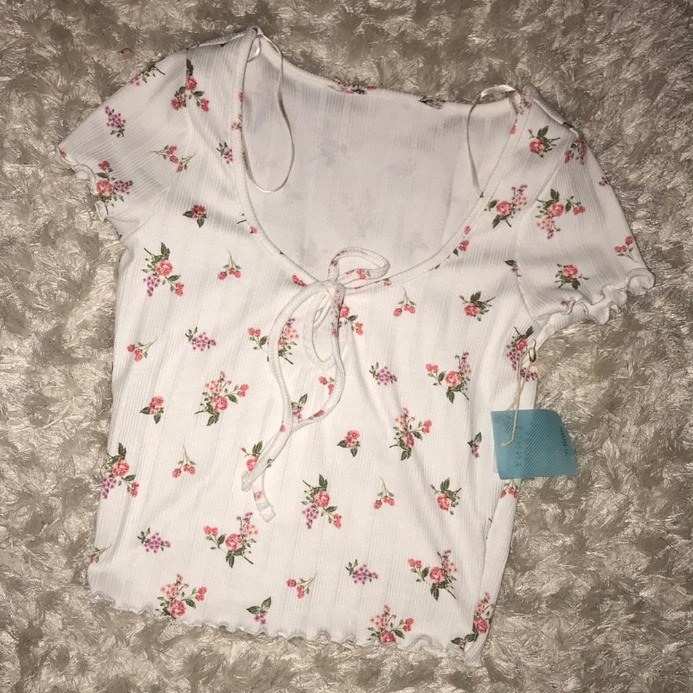 White flowery crop top
